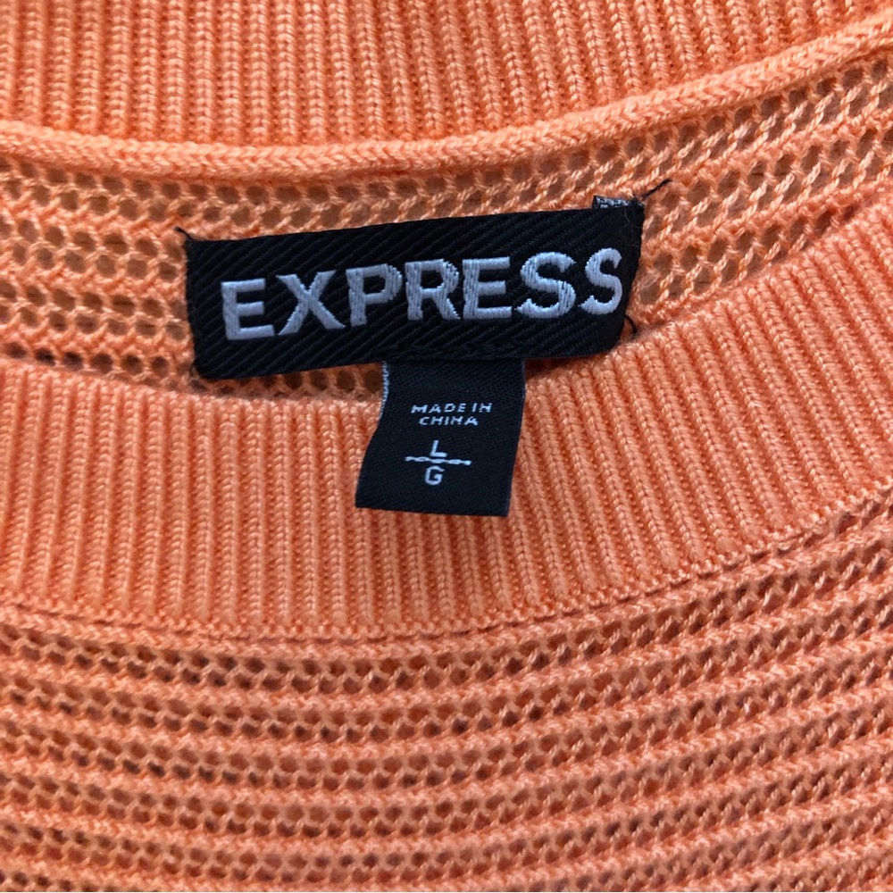 Express Top - Picture 2 of 2
